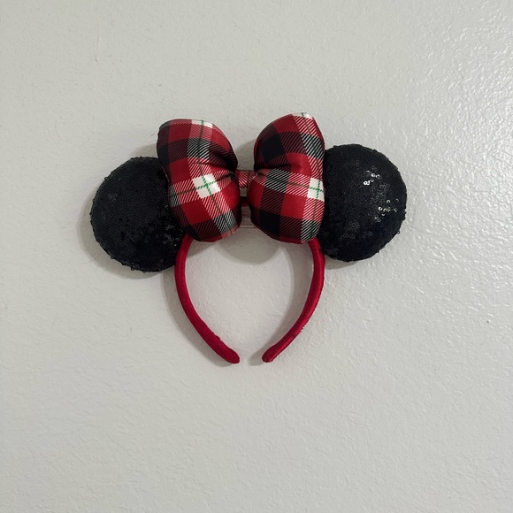 Disney Christmas/Holiday Mickey Ears - Picture 1 of 3